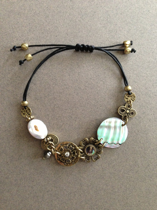 Sea Shell and Charms Bracelet (Bronze)