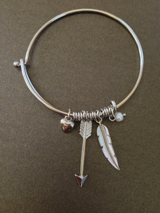 Metal Casting Arrow Charm Bracelet