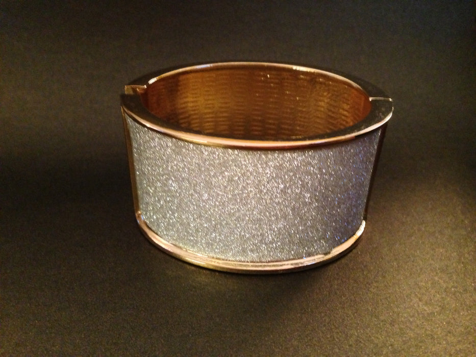Silver and Gold Bracelet (Oval)