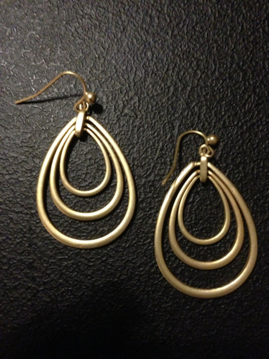 Three Teardrop Cutout Earring