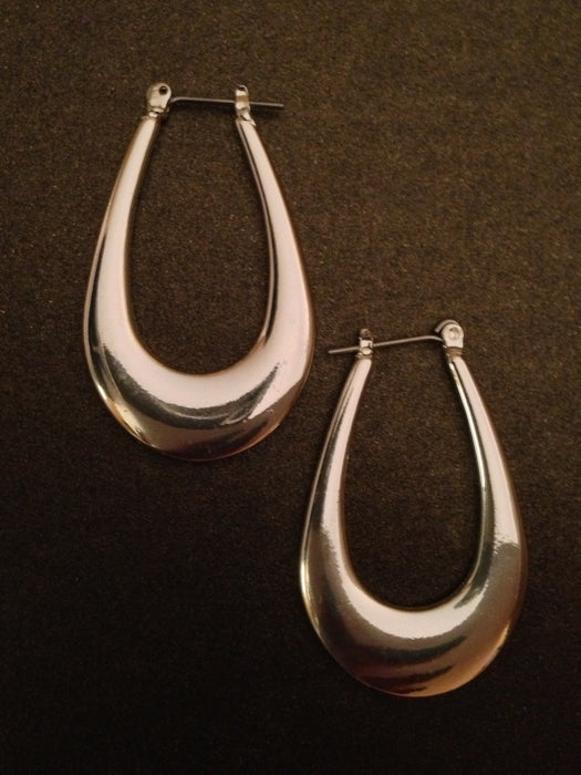 Metal Oval Hoop Earring