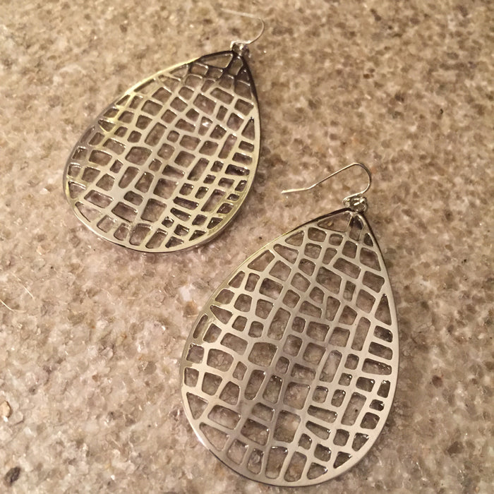 Tear Drop Mosaic Earring (Silver)