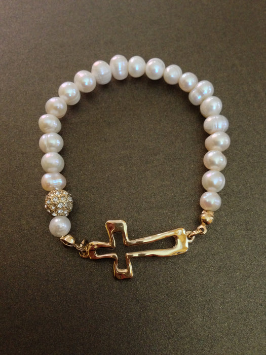 Crystal Ball With Cross and Fresh Water Pearl Bracelet