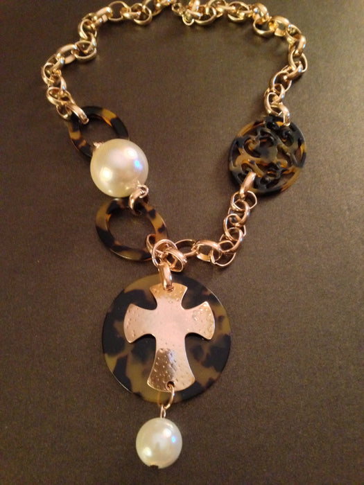 Shell Pearl Cross Pendant Necklace