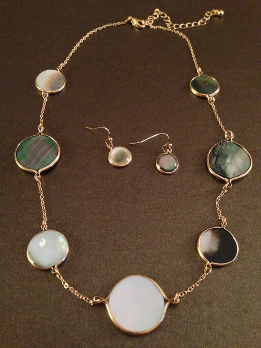 Polished Round Sea Shell Necklace Set
