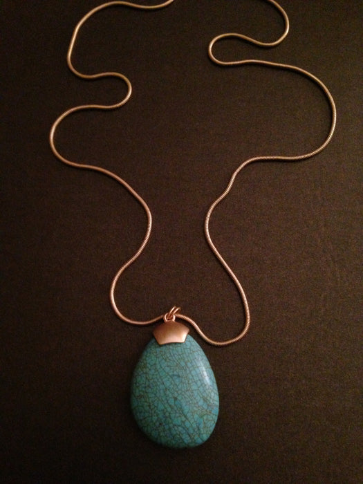 Semi Precious Stone Tourquois Teardrop Pendant Necklace