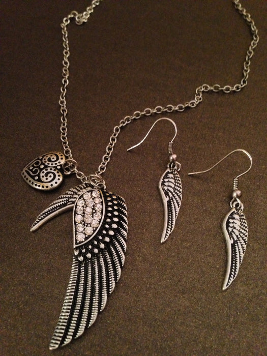 Angel Wings Necklace Set (Silver)