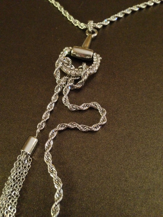 Horsebit Chain Necklace with Stirrup Pendant (Silver)